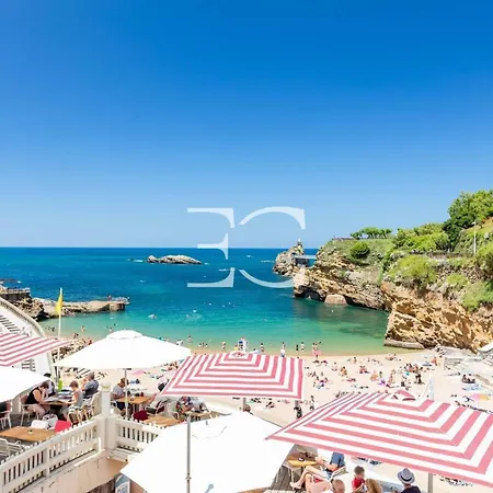 Easy Clés- Lovely Loft in front of the Port Vieux beach - Parking Appartement *