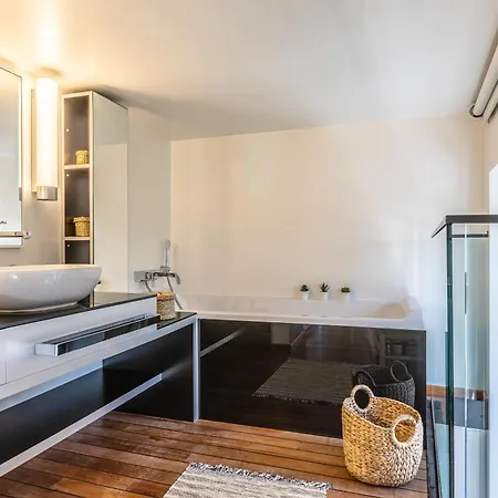 Easy Clés- Lovely Loft in front of the Port Vieux beach - Parking Appartement Biarritz